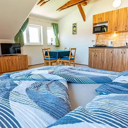 Adria Iii Guest house Dobrohor